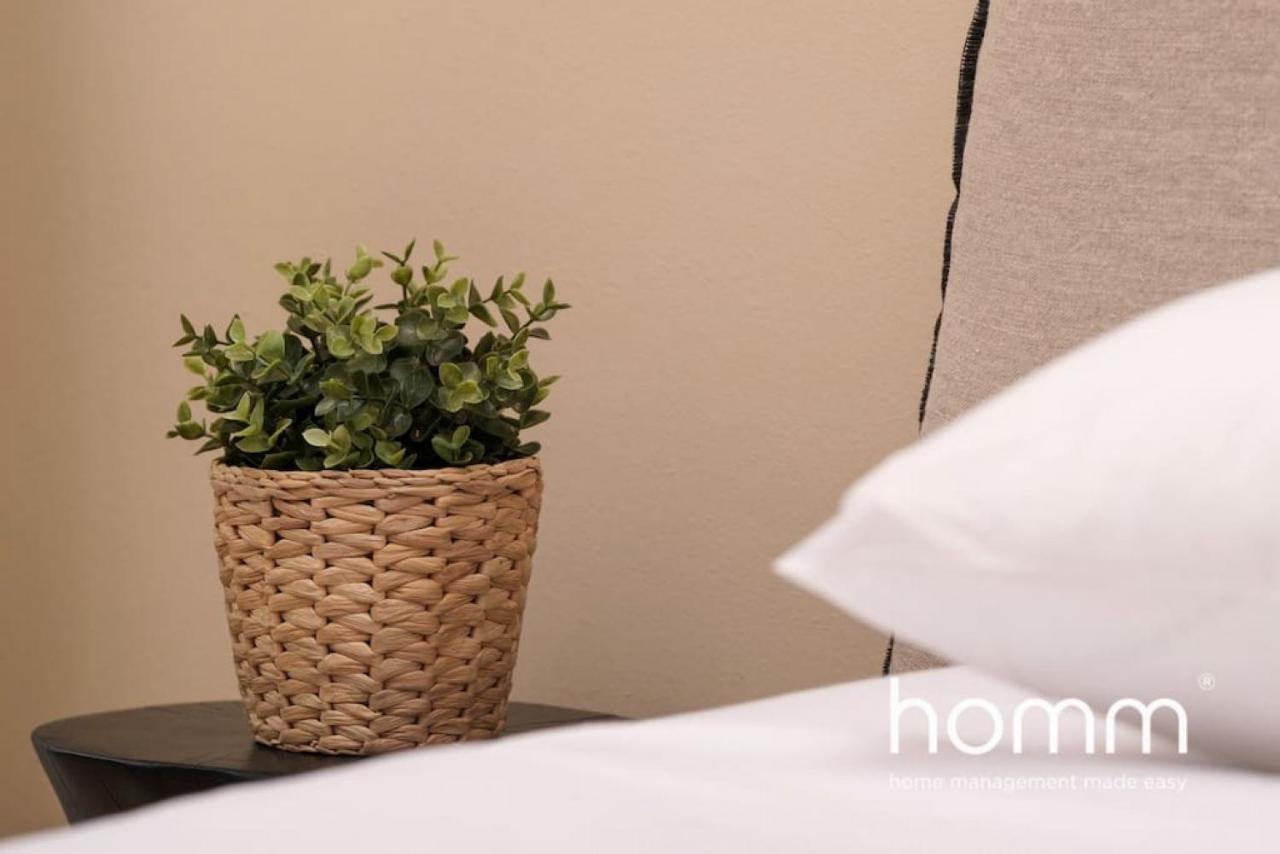Athens Riviera Homm Flat 4 Min Walk From Beach, Thiseos Str Buitenkant foto